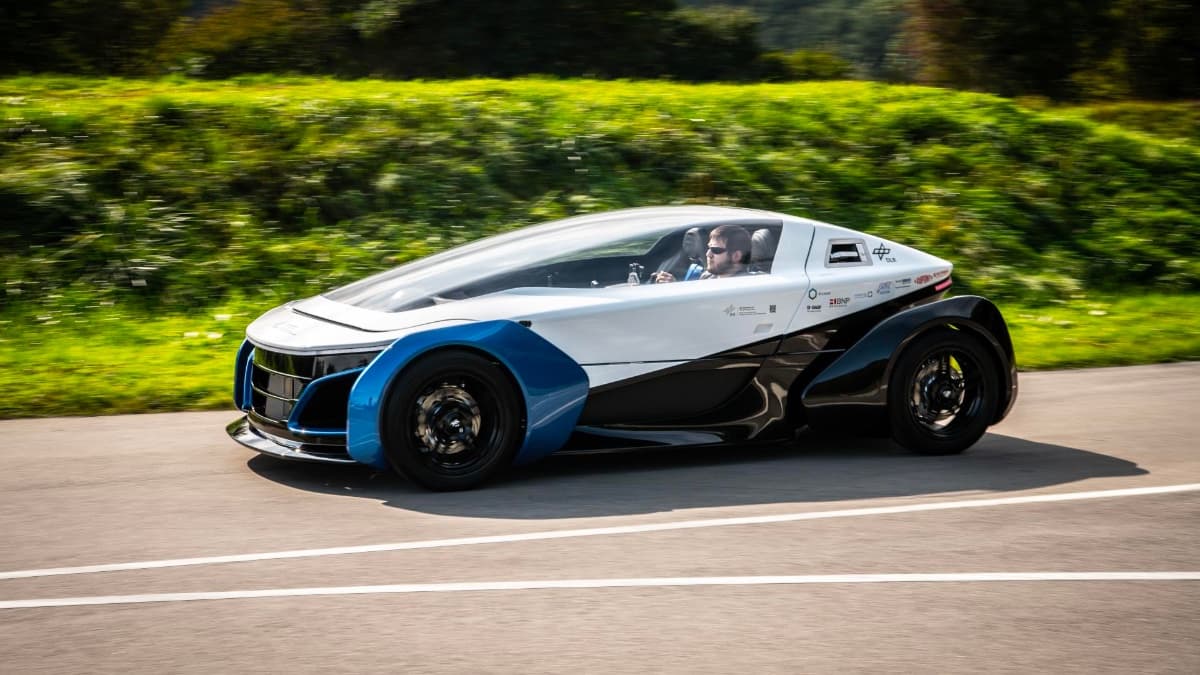 SLRV: O carro a célula de combustível que custa 15 mil euros e faz 400 km