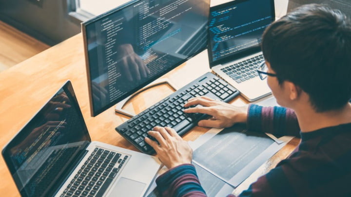 Microsoft desenvolve IA que corrige bugs em código