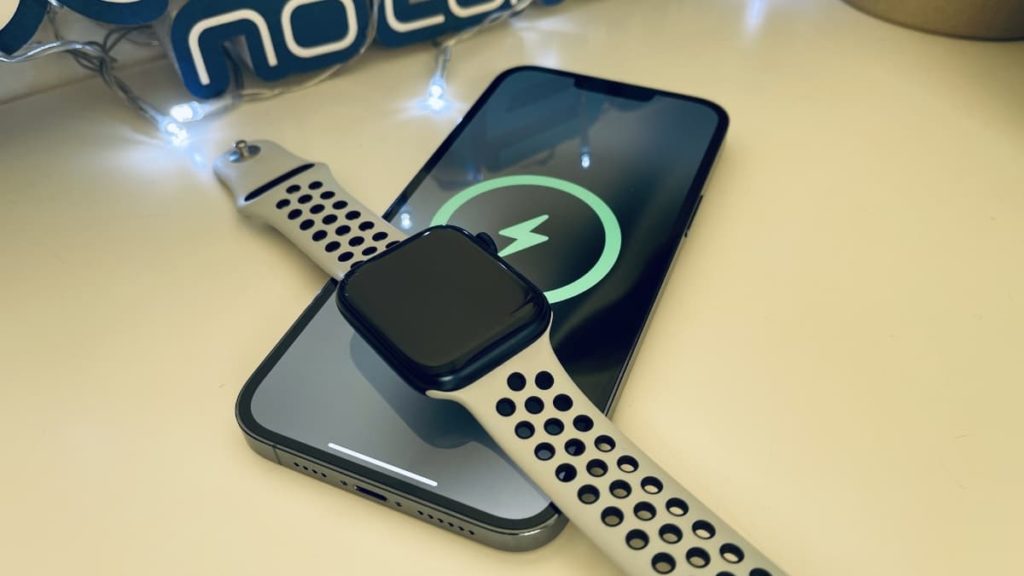 Patente: Futuro iPhone poderá carregar outros dispositivos através do ecrã