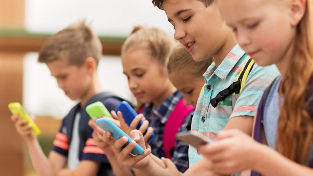 Escolas da Rússia vão proibir a utilização de smartphones