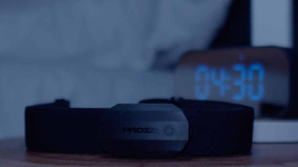 sCore: Sensor/Monitor cardíaco com banda de peito