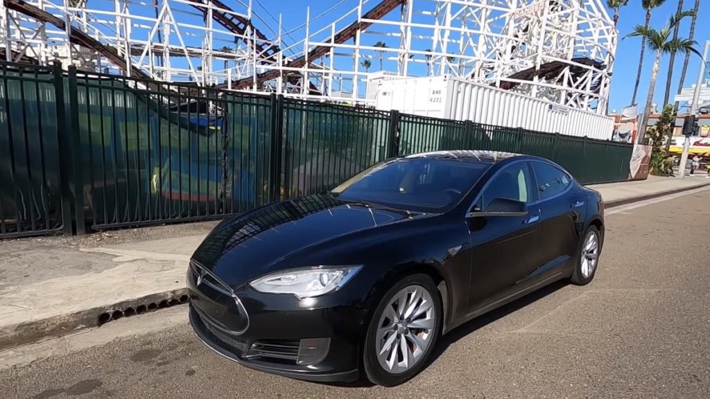 Tesla Model S com 682.000 quilómetros mostra uma realidade que muitos duvidam