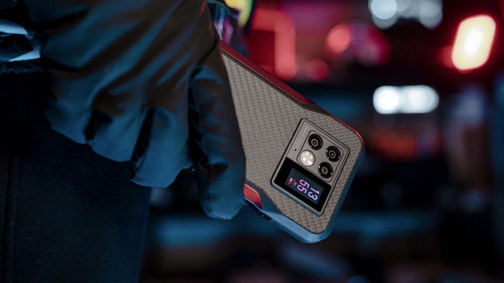 Doogee V20 – O smartphone robusto com dois ecrãs está a chegar
