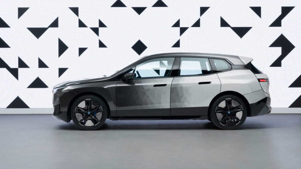 A BMW apresentou na CES uma tecnologia que vai mudar a forma de ver os carros
