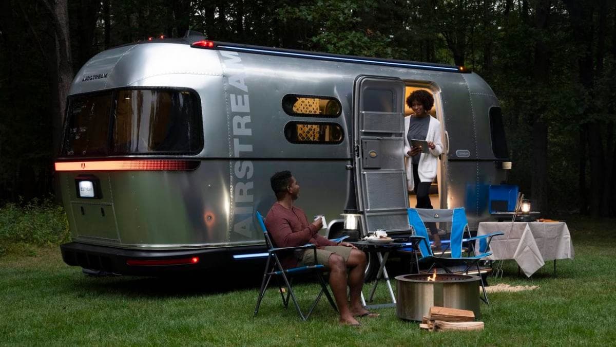 eStream: O revolucionário conceito de caravana eléctrica autopropulsionada