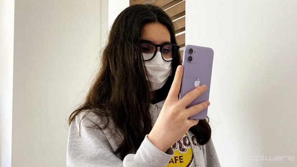 Apple vai permitir usar o Face ID do iPhone com máscara na próxima atualização do iOS