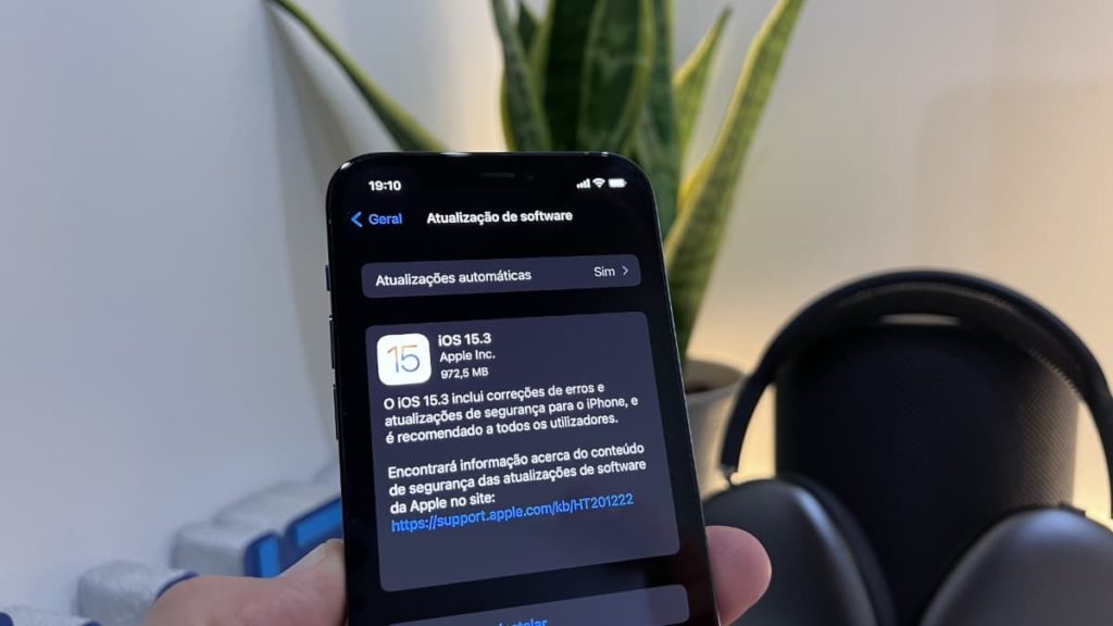 Chegou o iOS 15.3 para os utilizadores do iPhone. O que há de novo?