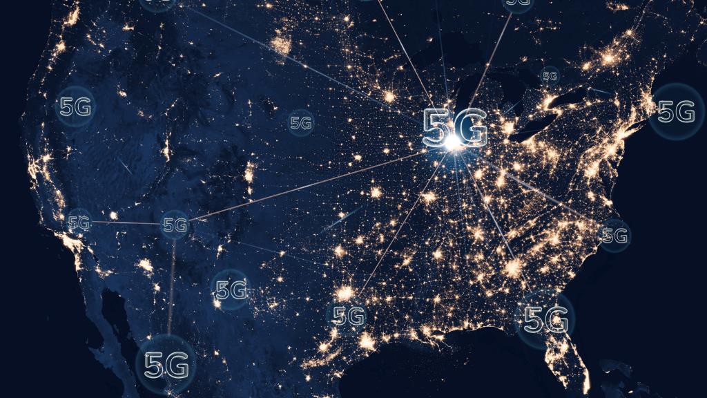 Operadoras de 5G vão atrasar a expansão do serviço por possíveis interferências na aviação