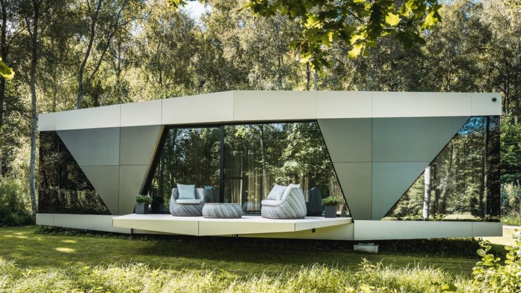 Tecnologia de ponta apresenta uma fantástica casa pré-fabricada autónoma