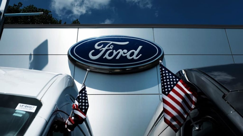 Ford quer reorganizar o negócio e irá investir $20 mil milhões na produção de elétricos