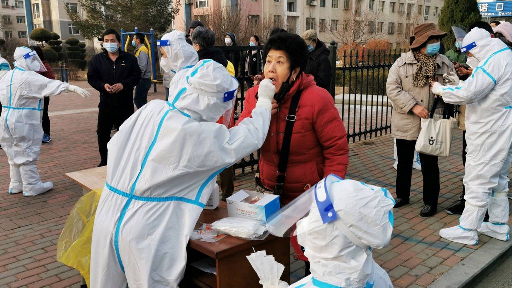 A guerra na China continua. COVID-19 fecha 5 cidades e ameaça o mundo