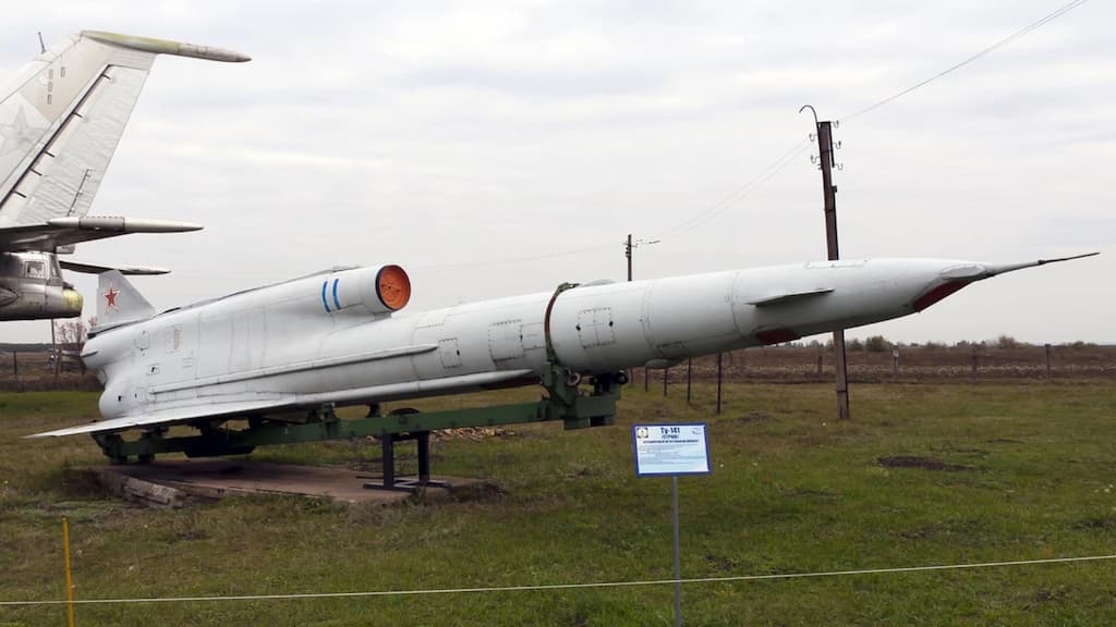 O misterioso drone soviético que sobrevoou países da NATO