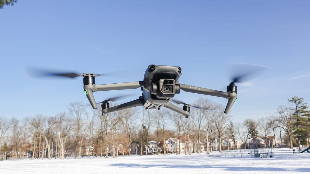 DJI nega estar a “suportar a guerra” da Rússia contra a Ucrânia