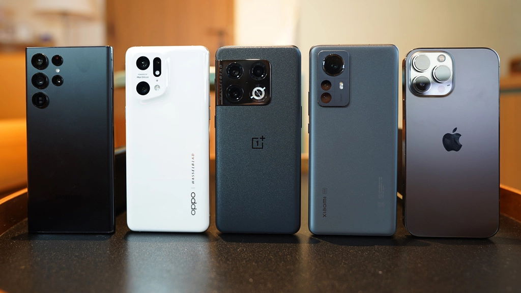 Vendas globais de smartphones abrandam, num mercado onde o iPhone ainda cresce