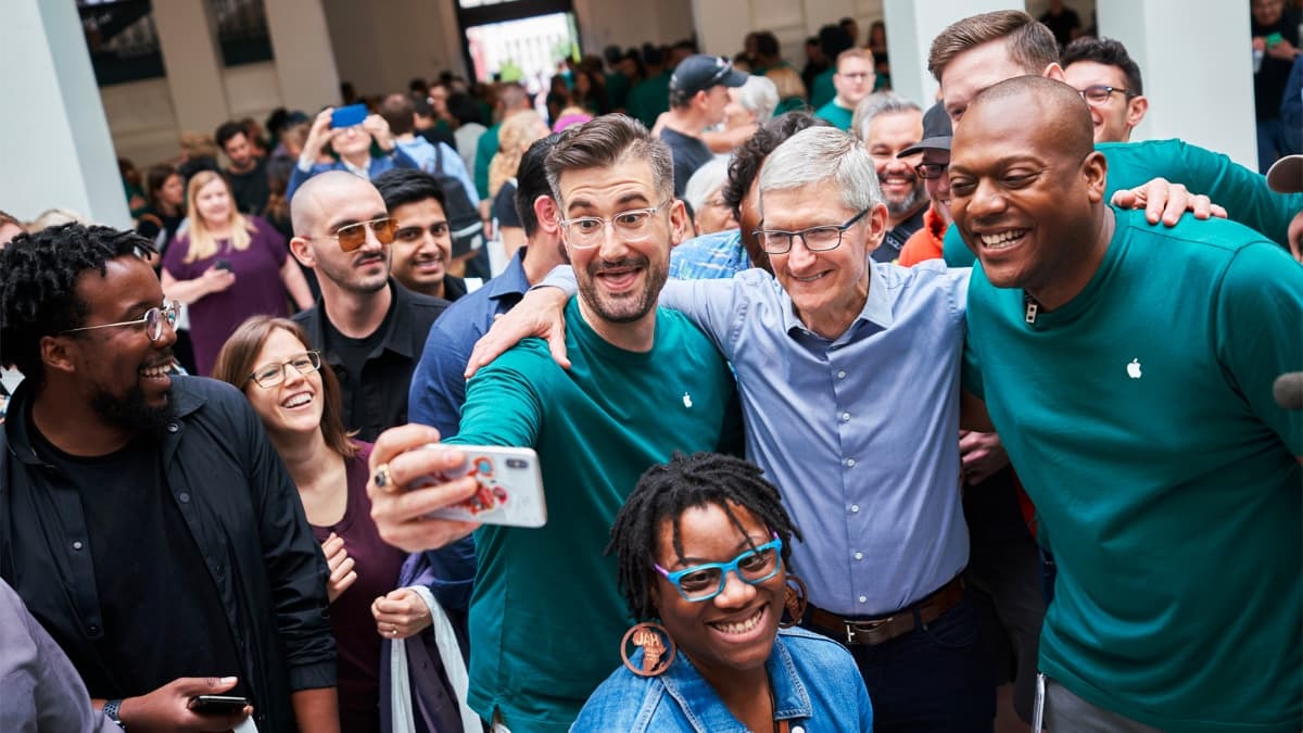Vice-presidente da Apple tenta persuadir funcionários contra a sindicalização (vídeo)
