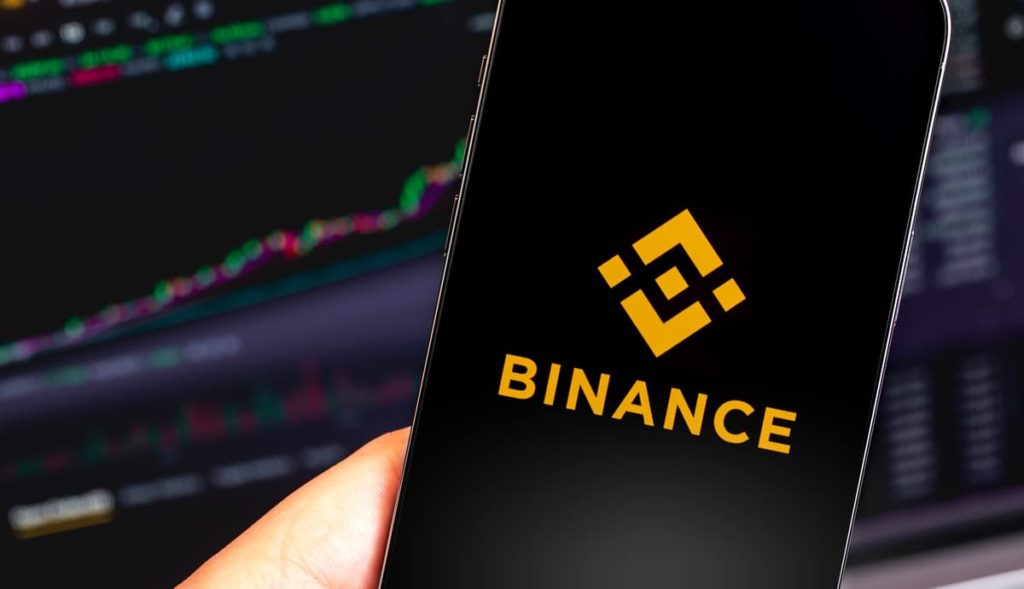 Binance forçada a interromper transações depois de hack de $100 milhões em blockchain