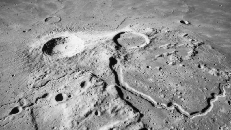 Vulcões antigos podem ser uma das fontes da água encontrada na Lua