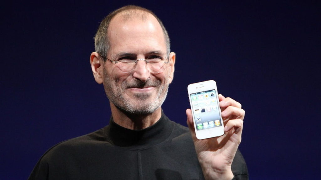 Steve Jobs não queria um cartão SIM físico no primeiro iPhone