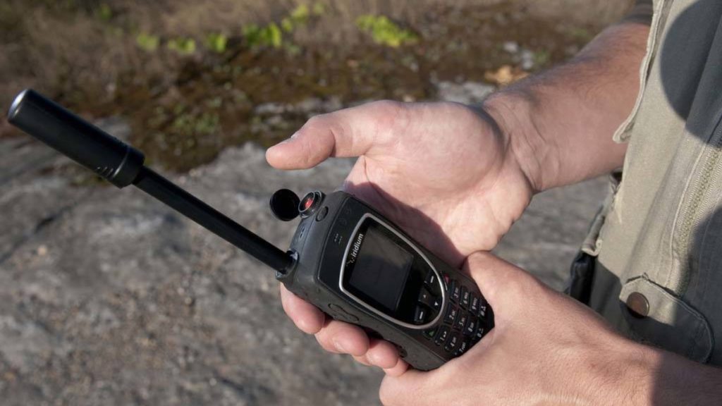 Iridium 9575A é o telefone “de guerra” que Zelensky usa para falar com os EUA
