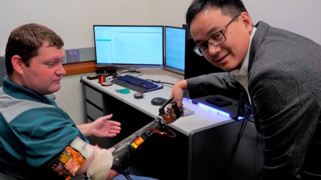 Nova invenção permite aos amputados controlar um braço robótico com a sua mente