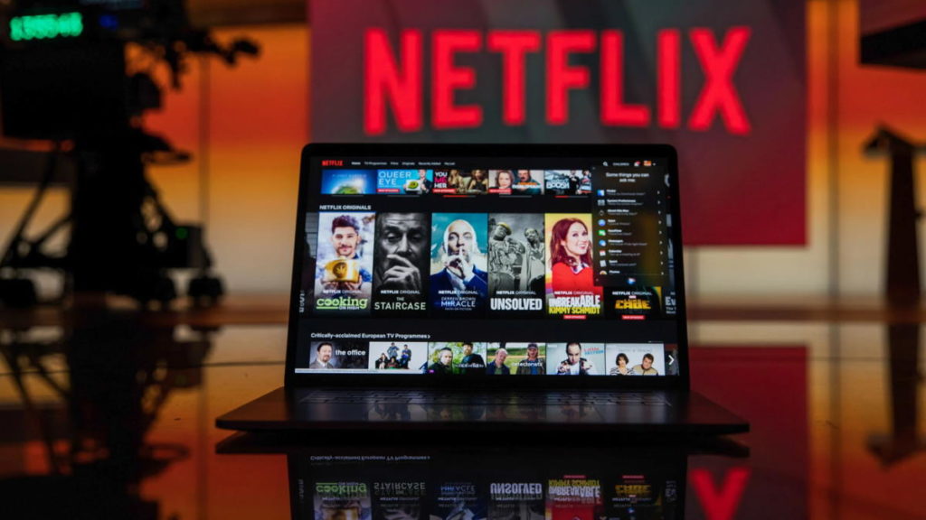 Confirmada a mudança no Netflix! Vai ter um plano de subscrição baseado em publicidade
