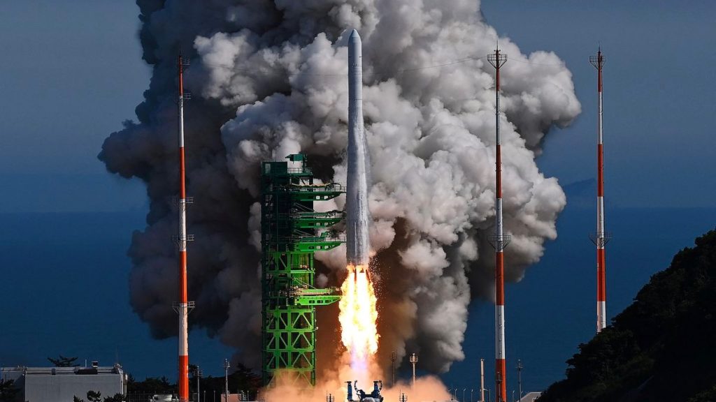 Nuri: Coreia do Sul finalmente lançou o seu primeiro foguetão espacial