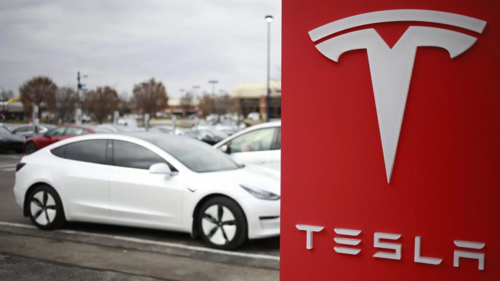 Tesla pode perder o domínio do mercado dos carros elétricos e o culpado vem da Europa
