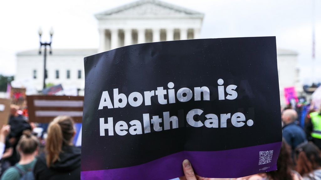 Vídeos de como abortar com recurso a ervas crescem nas redes sociais