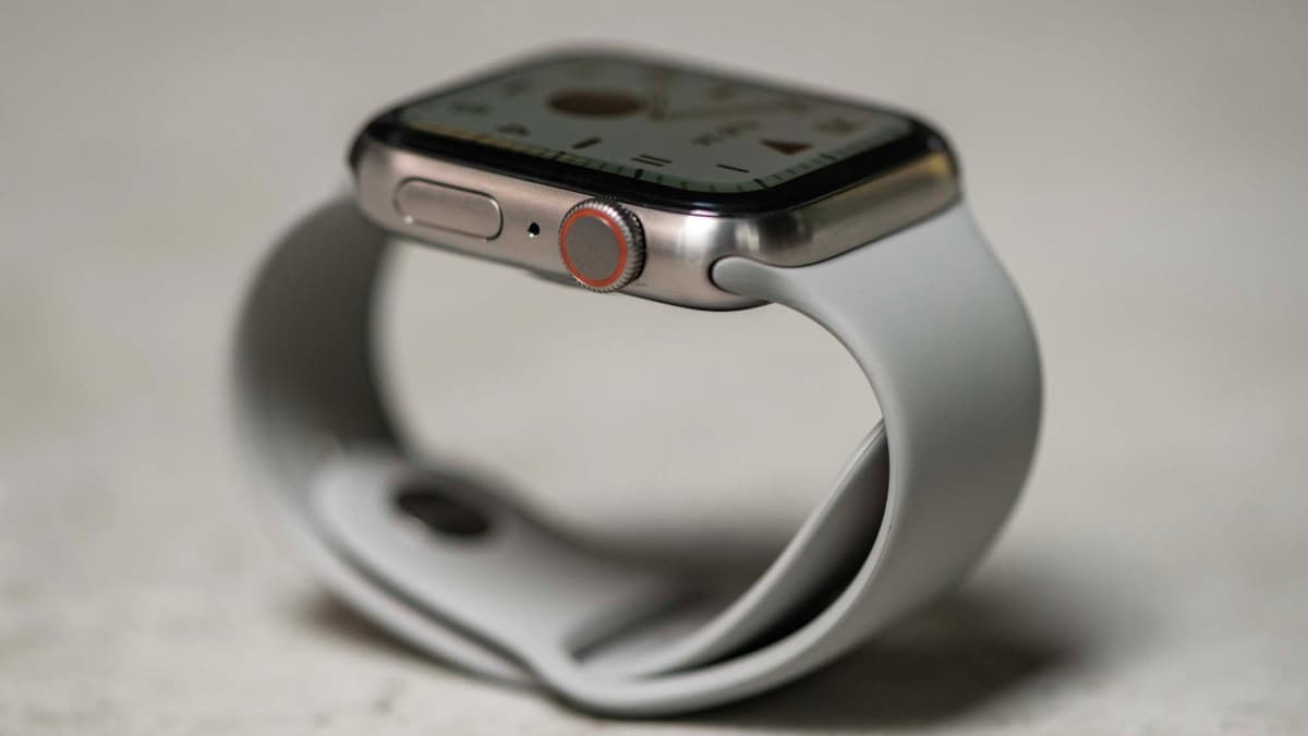 Apple Watch Pro terá novo design, um ecrã maior e poderá ter novos sensores, diz analista