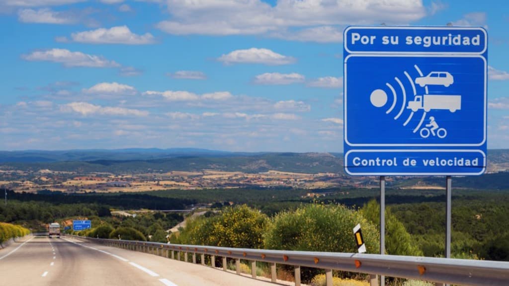 Espanha: Radares de velocidade que detetam quem trava e depois acelera