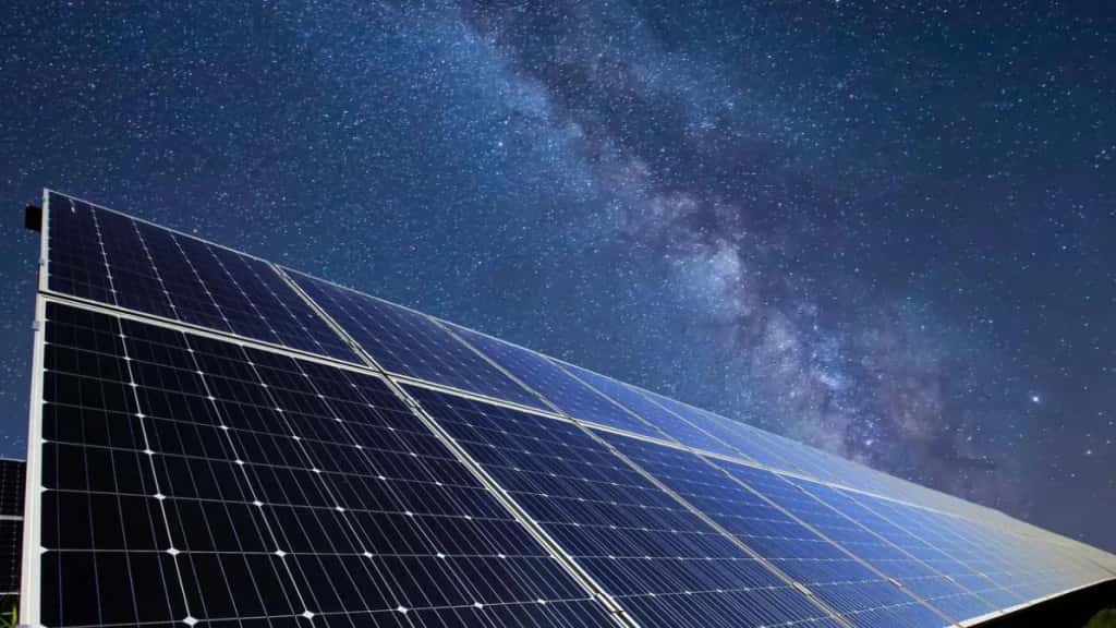 Universidade de Stanford desenvolveu um painel solar que funciona durante a noite