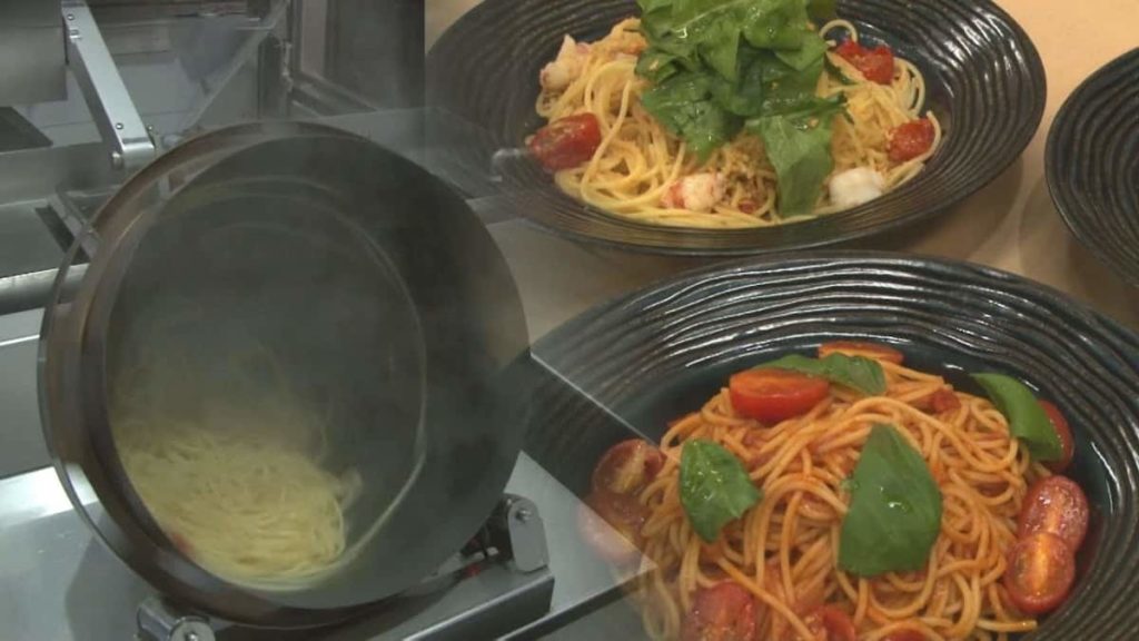 Neste restaurante, as massas são confecionadas por um robô