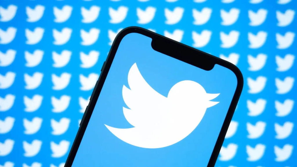 Já se cruzou com a corrente dos tweets com uma só palavra? Até Joe Biden aderiu!