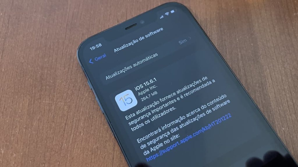 iOS 15.6.1 corrige duas vulnerabilidades de segurança exploradas por hackers