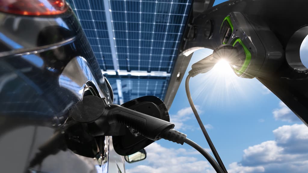 Carregador de Carros Elétricos: iServices oferece soluções