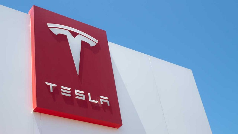 Apesar dos lucros de 2022, o futuro da Tesla parece incerto