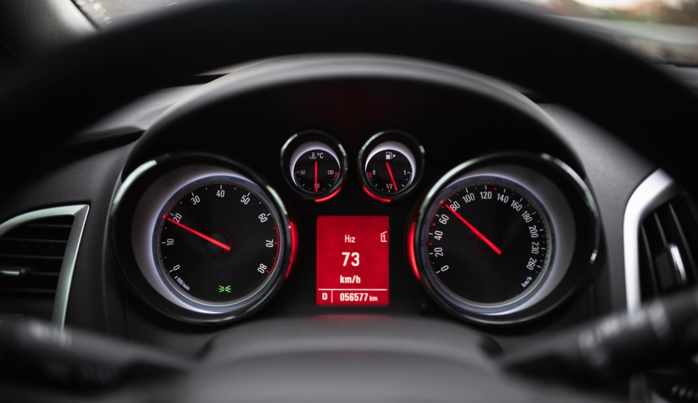 Combustível: Governo recomenda velocidade máxima de 100 km/h