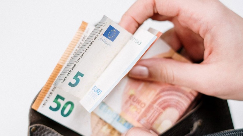 Pagamento dos 125 euros está a decorrer em duas fases