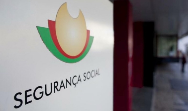 Segurança Social paga hoje o apoio de 125 euros! Veja se tem direito…
