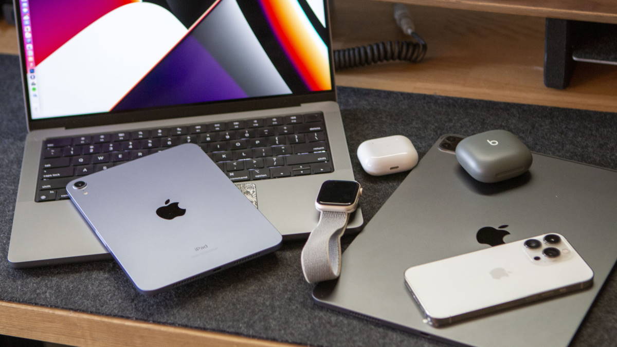Apple: AirPods e outros acessórios para Mac devem mudar para USB-C até ao final de 2024