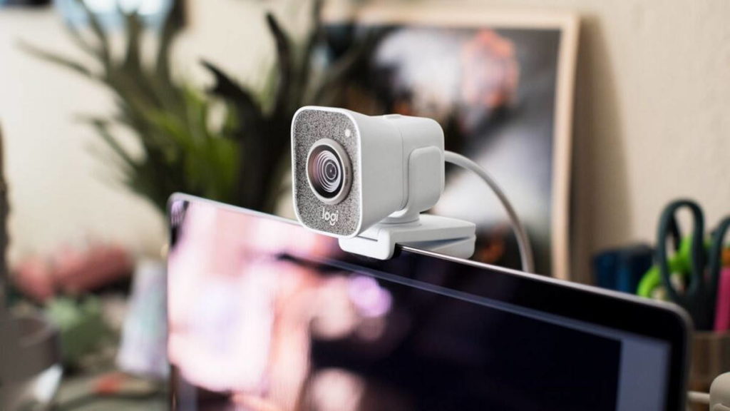 Obrigados a ter webcam ligada no teletrabalho? Nos Países Baixos dizem que é ilegal