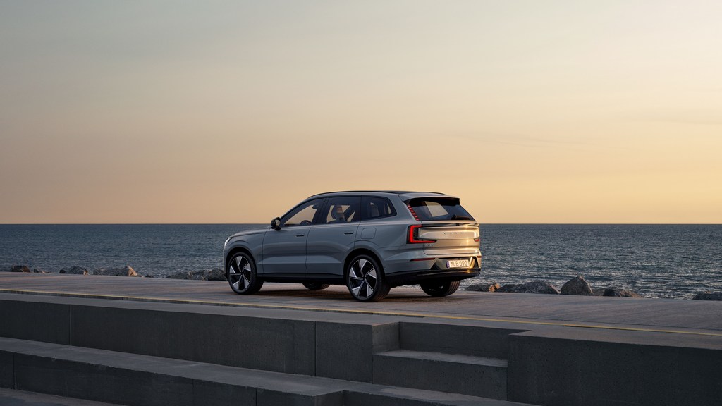 Volvo Cars apresentou o elétrico Volvo EX90 e promete que este é o “início de uma nova era”