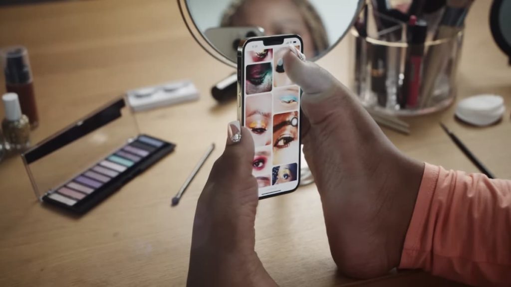 Apple celebra a funcionalidade Acessibilidade do iPhone com um poderoso anúncio