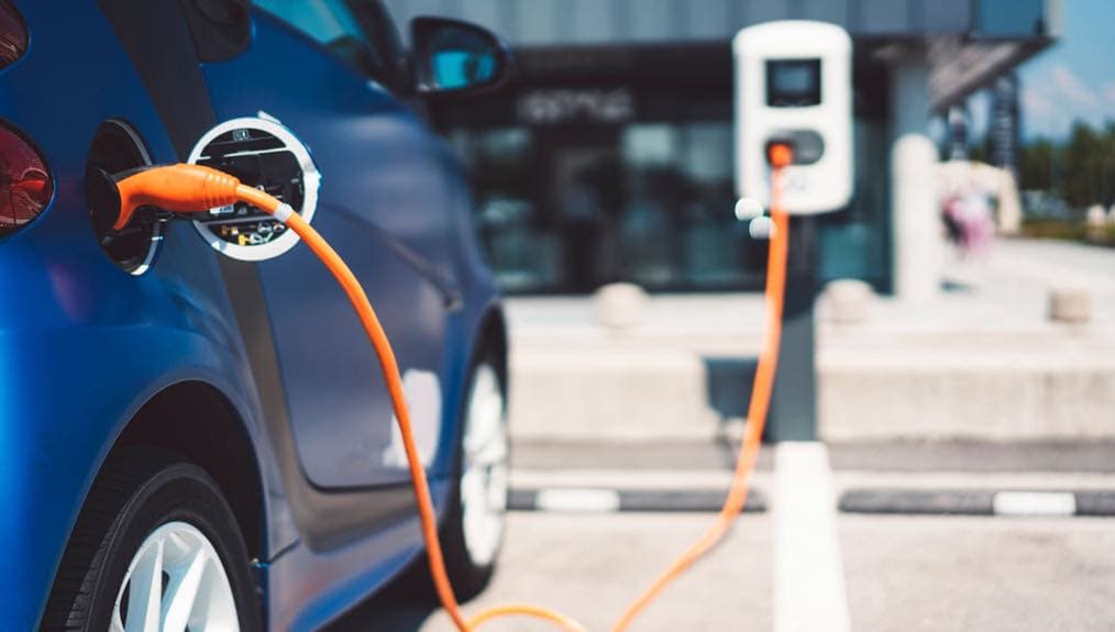 Só 2% dos portugueses têm carros elétricos! Há uma justificação…
