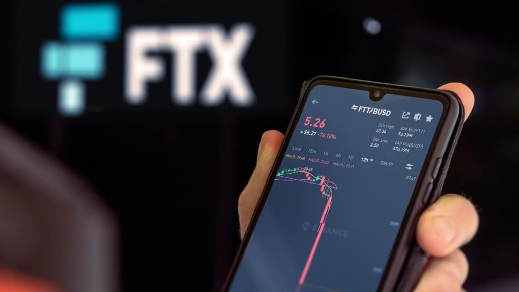 FTX faliu e é acusada de ser um esquema Ponzi maciço. Credores perdem 3,1 mil milhões