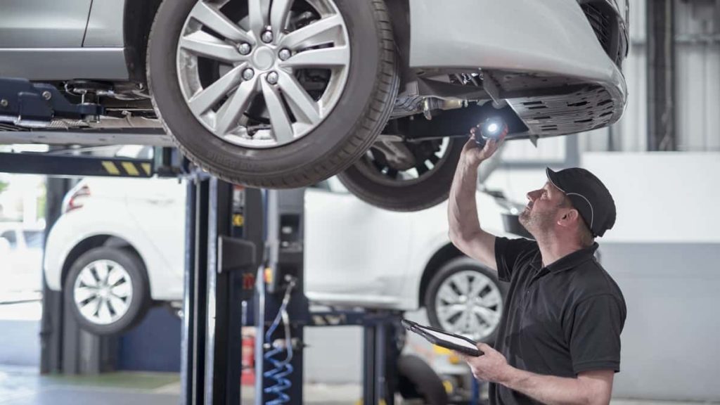 Em 2027, não existirão mecânicos suficientes prontos para a manutenção de carros elétricos