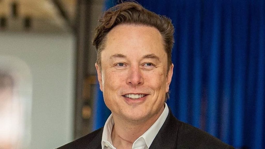 O mundo vai enfrentar uma crise de fornecimento de eletricidade, afirma Elon Musk