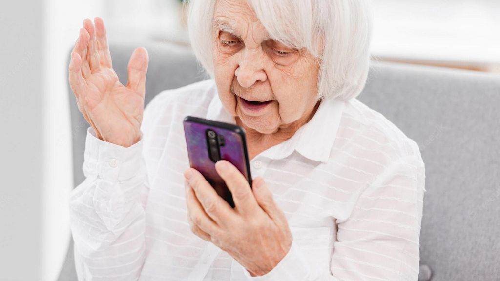 Portugal: Mulher de 81 anos arguida por se apropriar de telemóvel