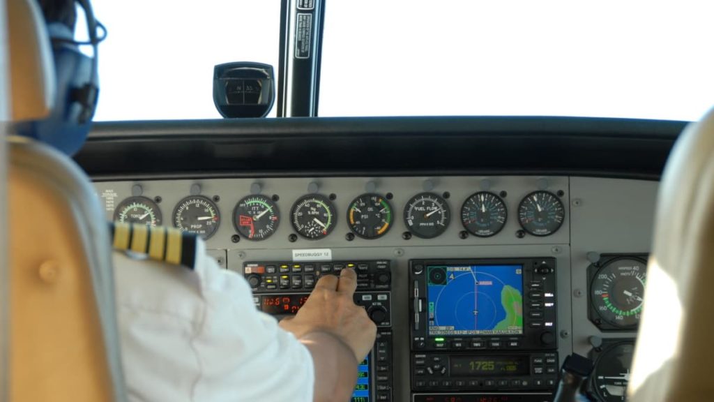 Portugal: Andam a apontar lasers a aviões em aterragem