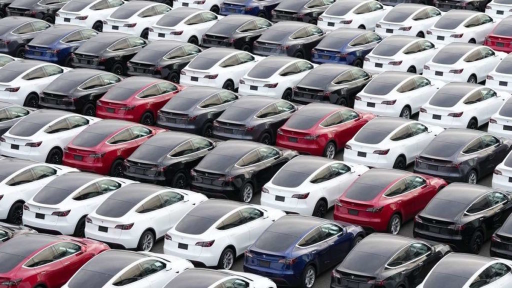 Tesla falhou no prometido! Vendas disparam no trimestre, mas não cumpre objetivos anuais